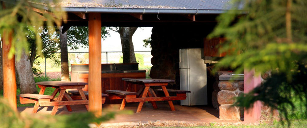 Atherton Holiday Park Exterior photo